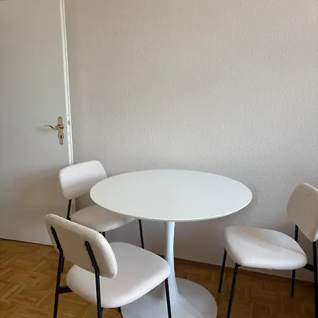 Emilias An Der Prinzenquelle Mit Herkules Blick Appartement